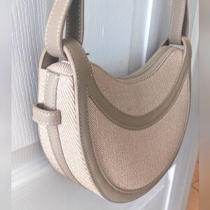 Chic Neutral Saddle Purse